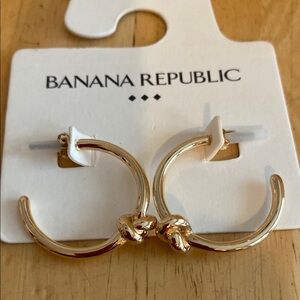 Banana Republic Gold Knot Hoop Earrings NWT About 1 inch drop.